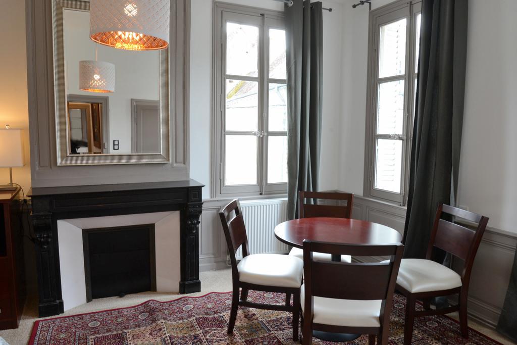 Maison Du Chatelain 圣艾尼昂 外观 照片
